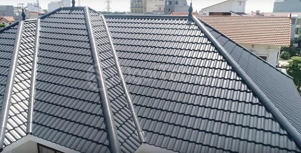 Ngói Nhật có khả năng chống rêu mốc, ẩm, chống nước tốt